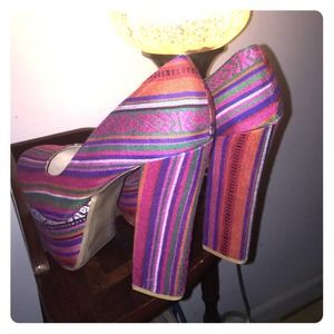 fRh Platform shoes size 8.5 unique