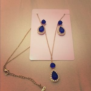 Gorgeous Plated Gold Sapphire Jewelry Set
