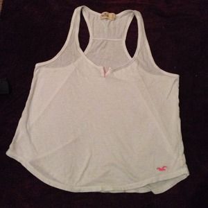 Loose fitting tank w/pink accents