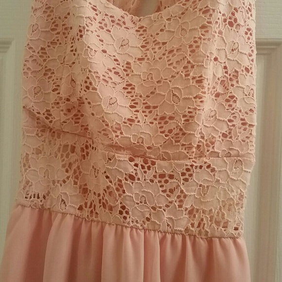 SOLD!!  Peachy Pink High-Low Lace Dress - Picture 2 of 4