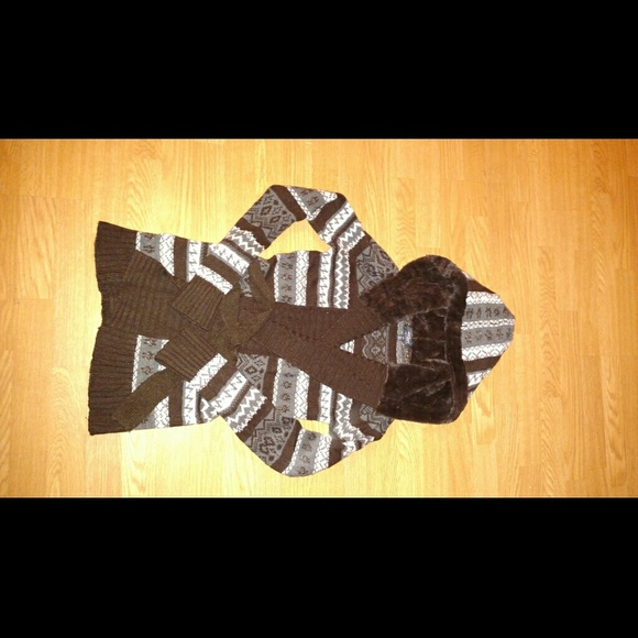 Long sweater by silver jeans