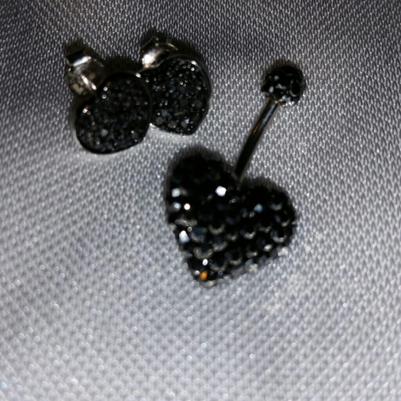 Bundled: Glitter belly button ring and earrings