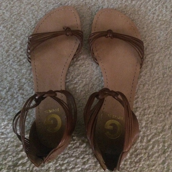 guess sandals