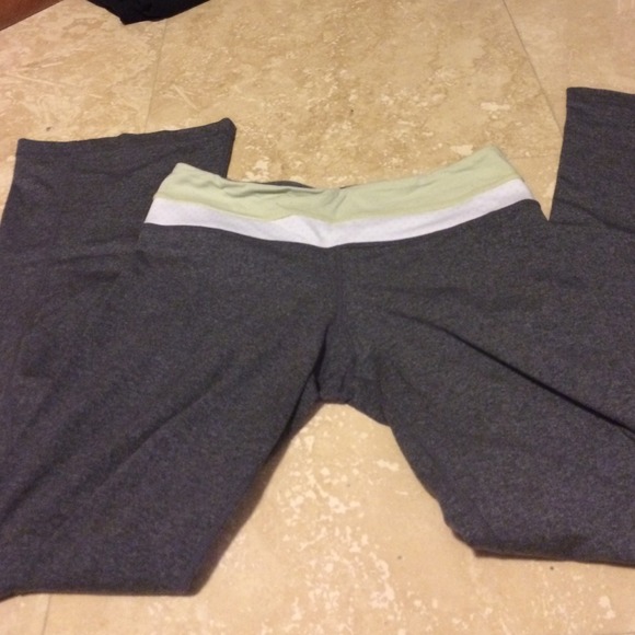 Lululemon groove pant