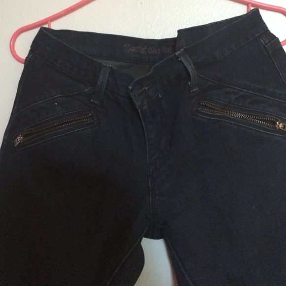 Levi's skinny jeans ❗️❗️ everything must go ❗️❗️