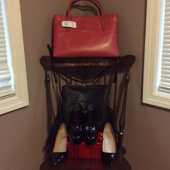 HUGE DISCOUNTS in my closet & more additions!