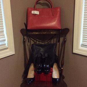 HUGE DISCOUNTS in my closet & more additions!