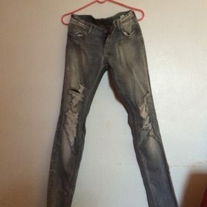 Distress jeans
