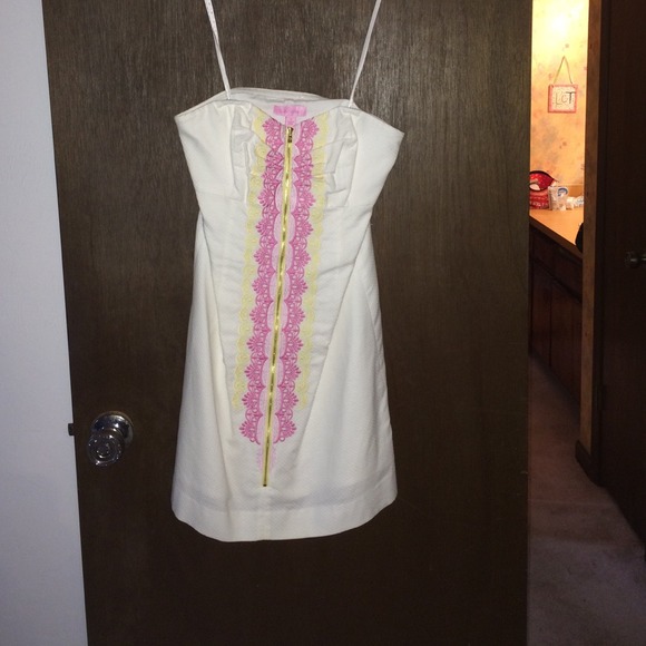 Worn once lilly strapless dress size 0