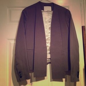 Taupe single clasp blazer