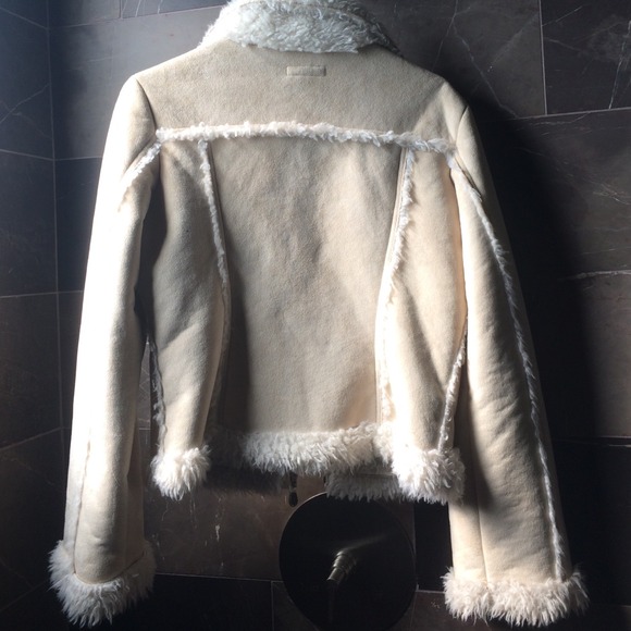 BEBE- Brand new sherling coat - Picture 4 of 4