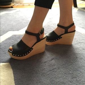 Zara clogs/shoes