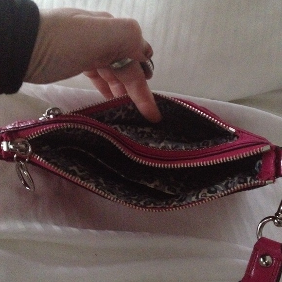 COACH POPPY RASPBERRY CROSSBODY - Picture 3 of 4