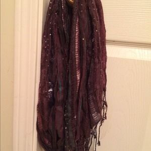 New scarf with sequin throughout