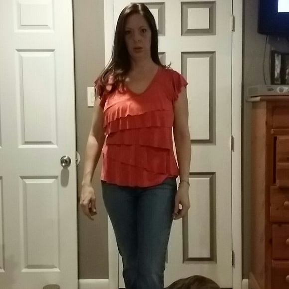 Coral ruffly top