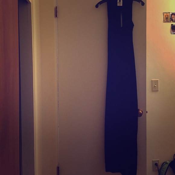 BRAND NEW BCBG MAXI