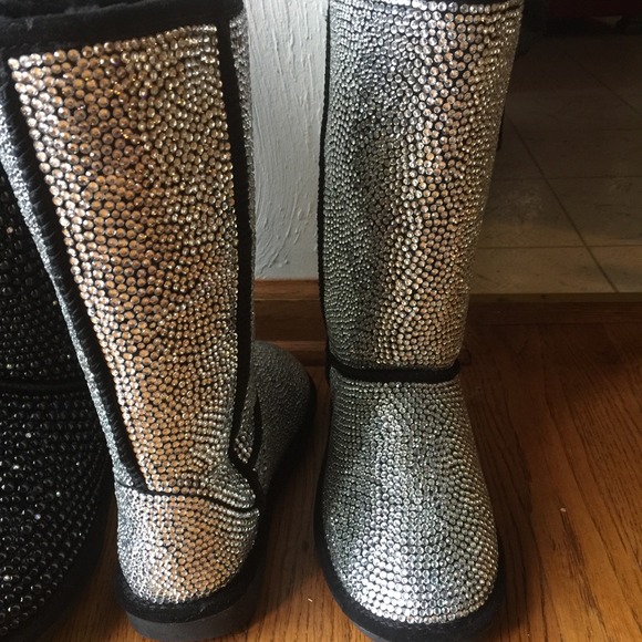Crystal embellished boots ugg bearpaw - Picture 3 of 3