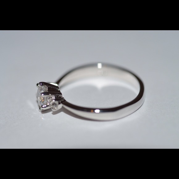 Ring - Picture 2 of 3