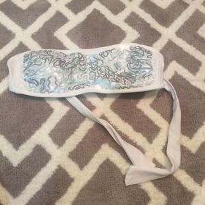 Strapless bathing suit top