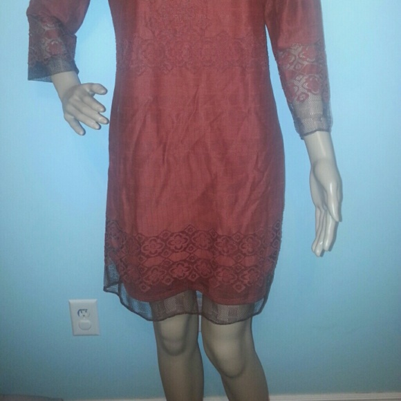 Tunic - Picture 2 of 3