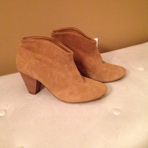 Steven Booties