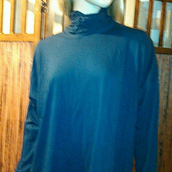 ESKANDER PINA COTTON TOP O/S - Picture 3 of 3