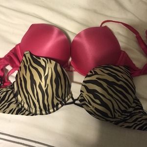 2 Victoria's Secret bombshell bras 34B