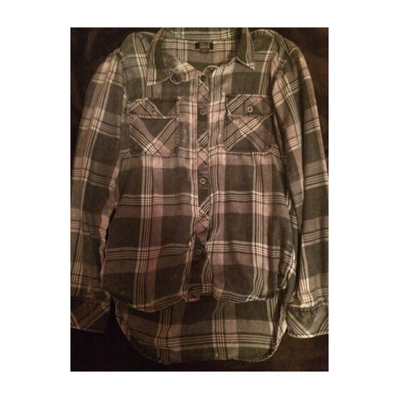 THREE PLAD SHIRTS❤️💙💜 - Picture 2 of 3