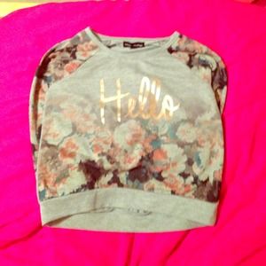 "Hello" longed sleeve shirt❤️