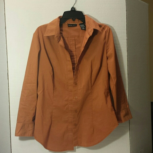 New York & Company Button-Down (Rust )