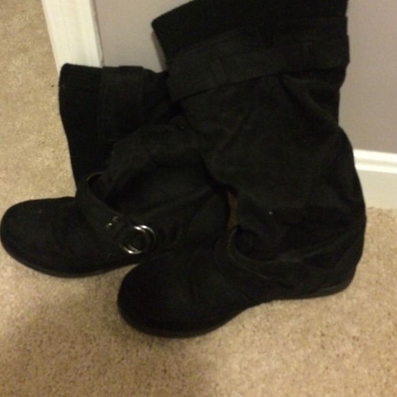 Black boots