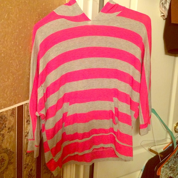 3/4 sleeve length top