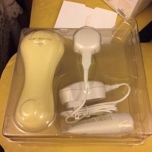 New‼️🎀️ Clarisonic mia1 🎀new in box