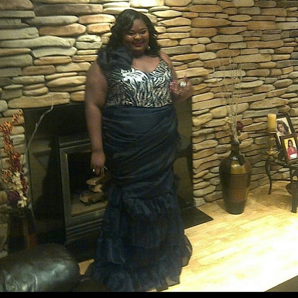 Prom Dress - Picture 2 of 2