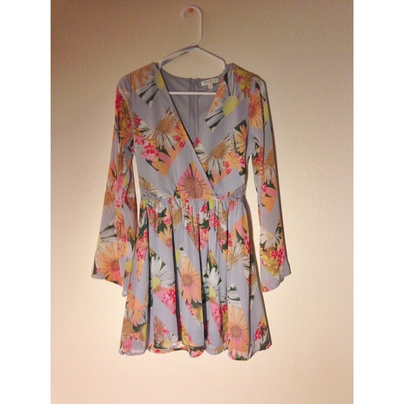 Floral, long sleeve cocktail dress ♡