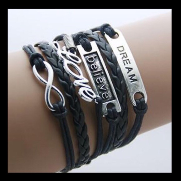 Jewelry - 🌟MAKE AN OFFER 🌟Love, believe and dream bracelet