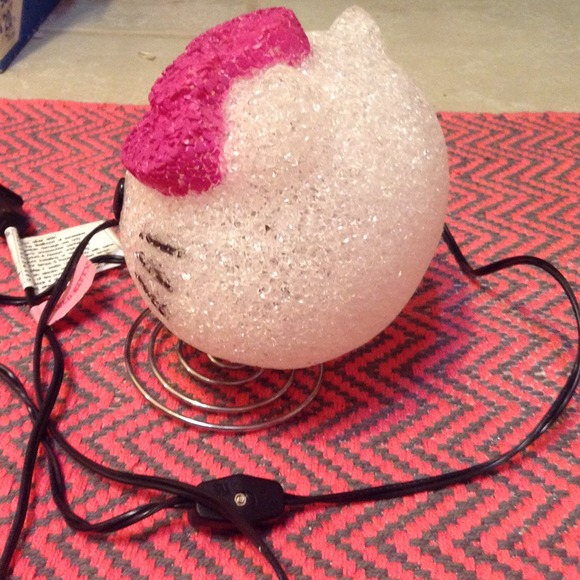Cute hello kitty lamp! Just bought. - Picture 2 of 2