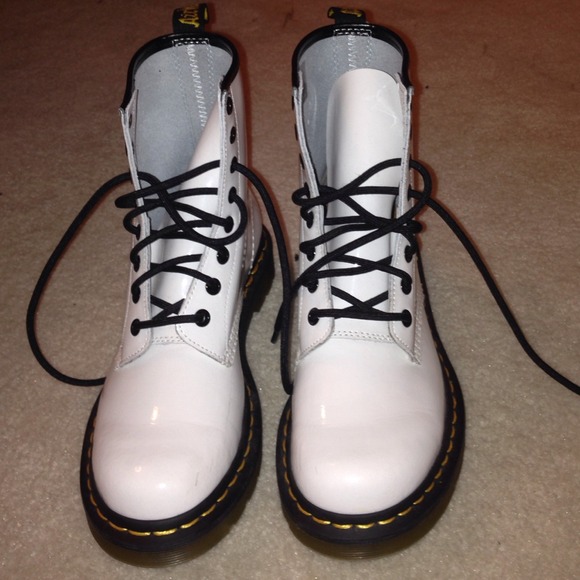 Brand New Dr Martens size 7 White