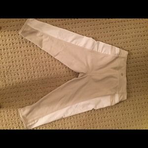 Lululemon knee length pants