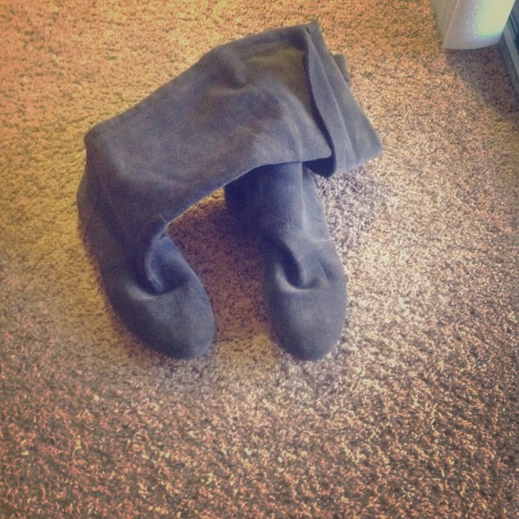 Authentic Gianni Bini boots size 10