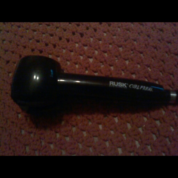 RUSK CURL FREAK