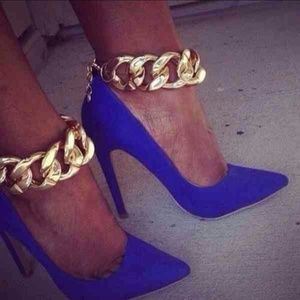 SOLD Alice + Olivia Pumps