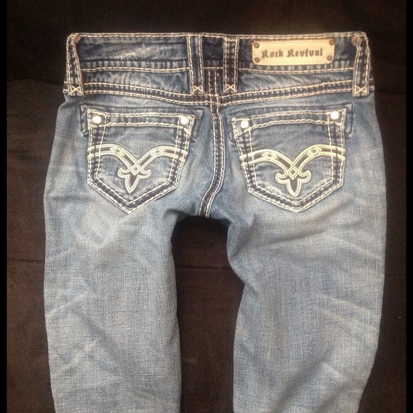 Rock revival straight jeans