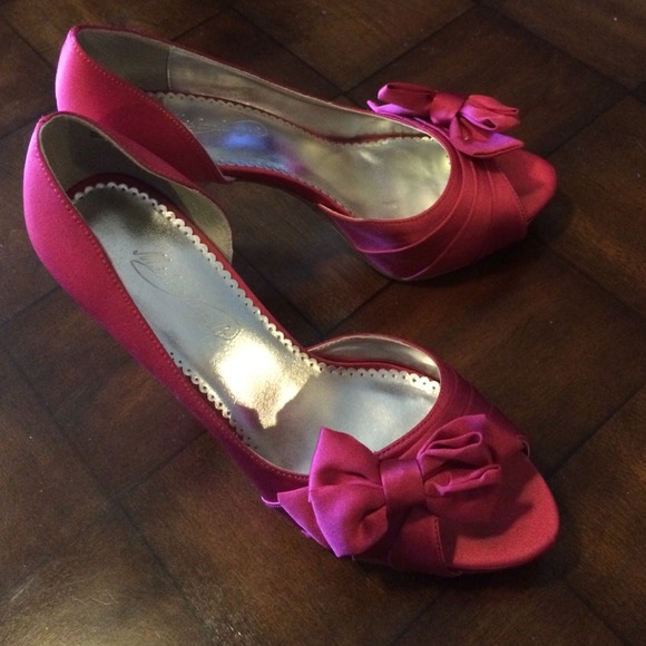 Michaelangelo Maribelle Watermelon Heels.