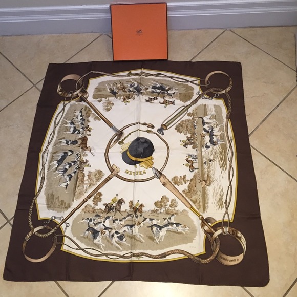 100 % Authentic VINTAGE HERMES SCARF