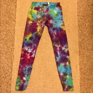Tie dye leggings!
