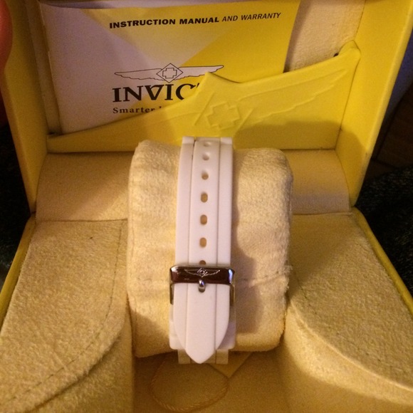Watch - Picture 2 of 2