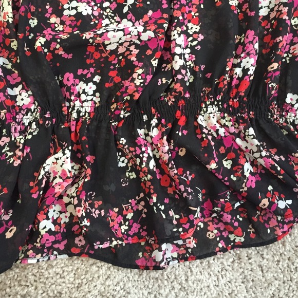 Gifted. Rampage Top - Picture 3 of 3