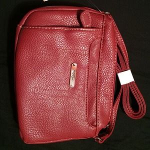 Multisac crossbody! Brand new