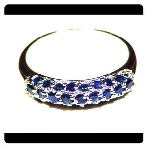 Gorgeous .925 Sterling Silver Dark Blue Stone Ring